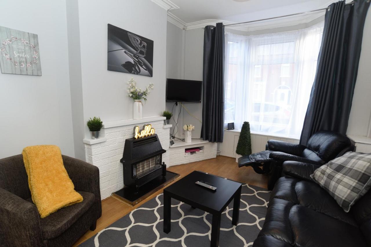 Вилла Minshull House Кру Экстерьер фото